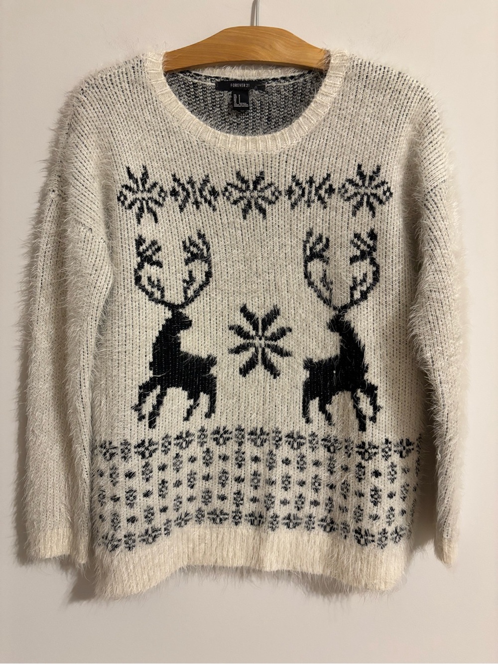 Forever 21 cream and black fuzzy knit reindeer Christmas sweater